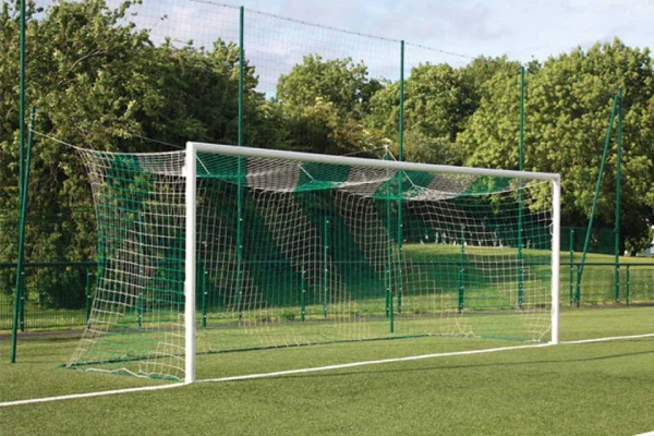 khung thanh 11 nguoi